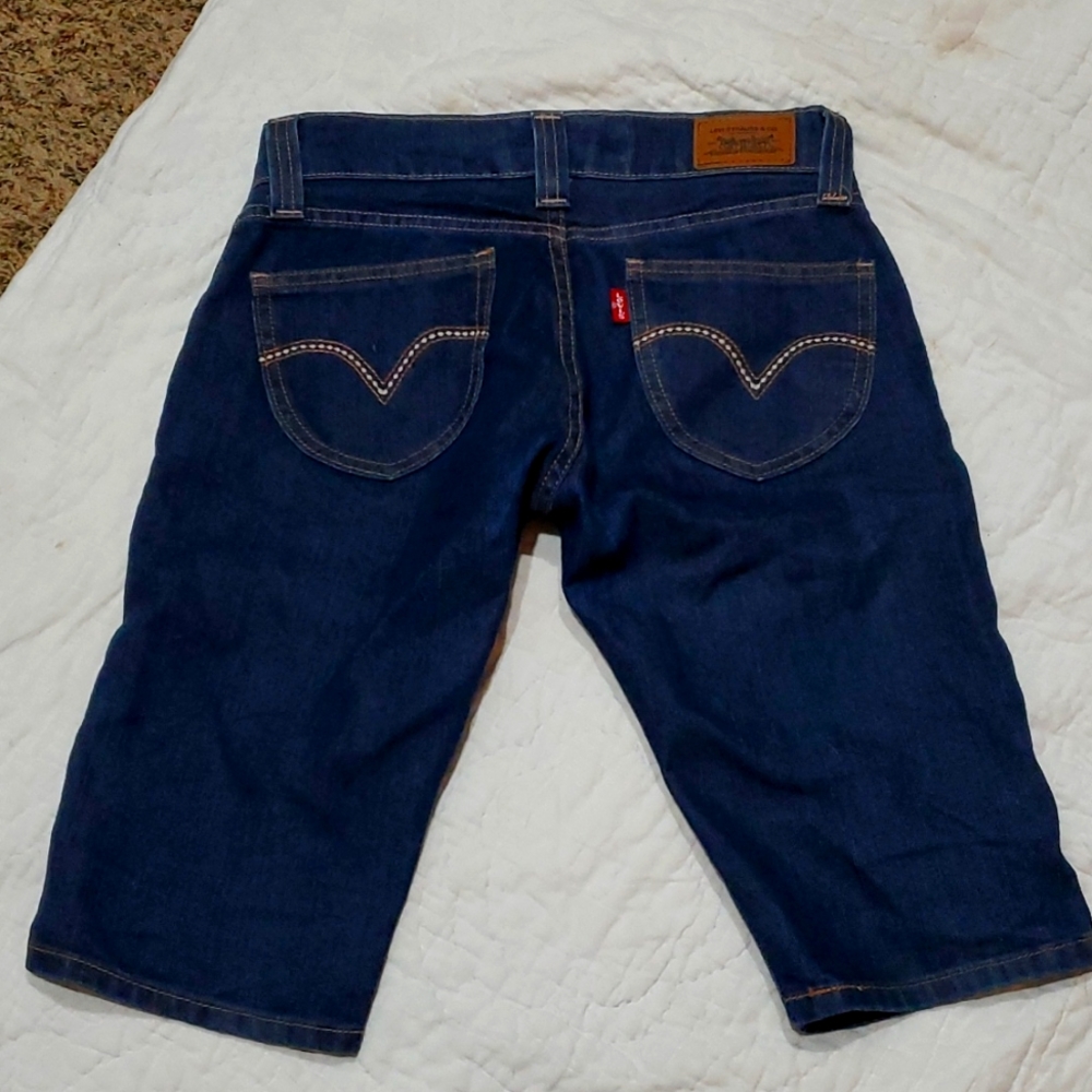 💥 Levi's Jeans Shorts sz 5. SUPER CUTE Denim Type 1